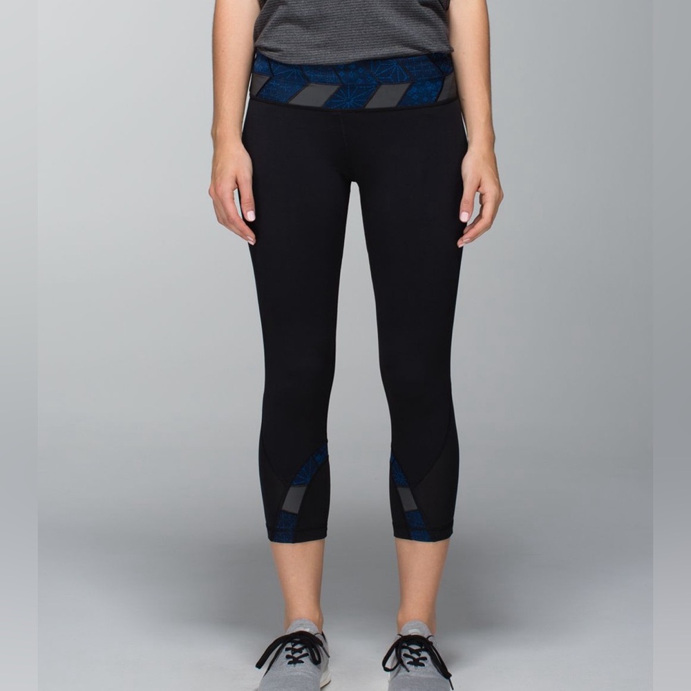 Lululemon Run: Inspire Crop II *Sashiko Black Size 2 Special Edition